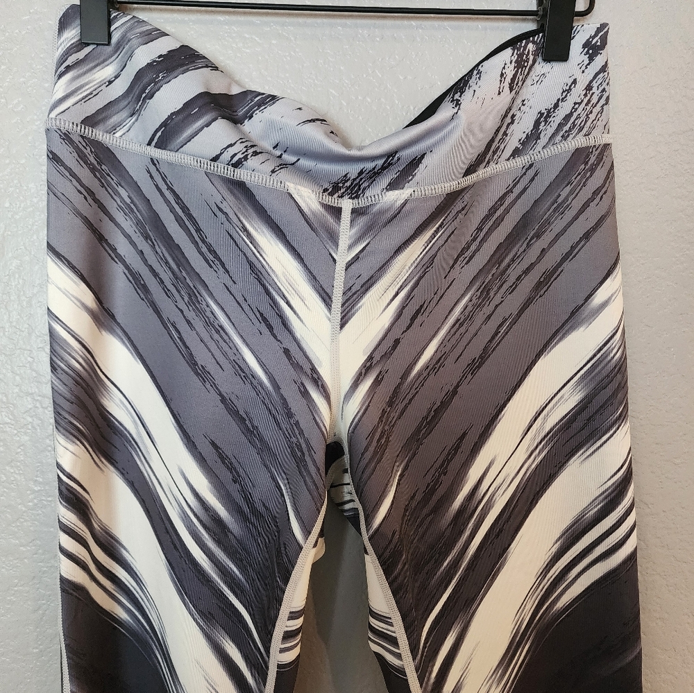 JoyLab Workout Legging - Picture 3 of 10